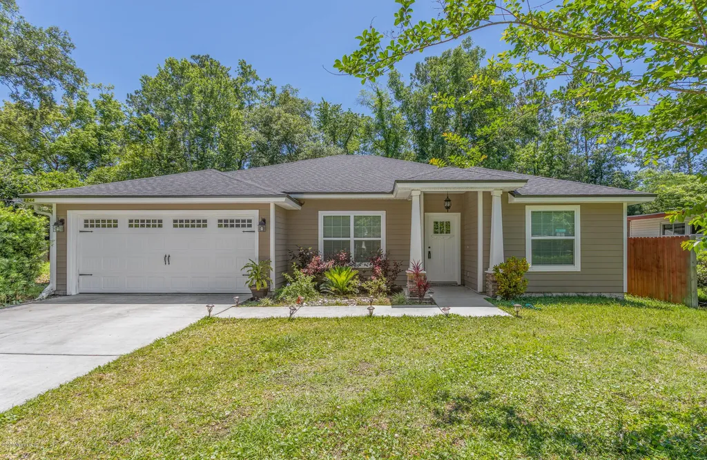 8244 Brackridge Boulevard S Jacksonville FL 32216