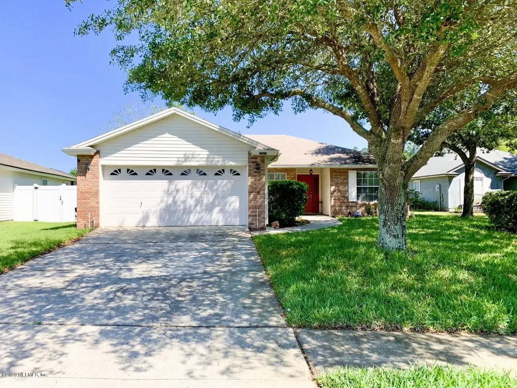2521 Silver Springs Drive Jacksonville FL 32246