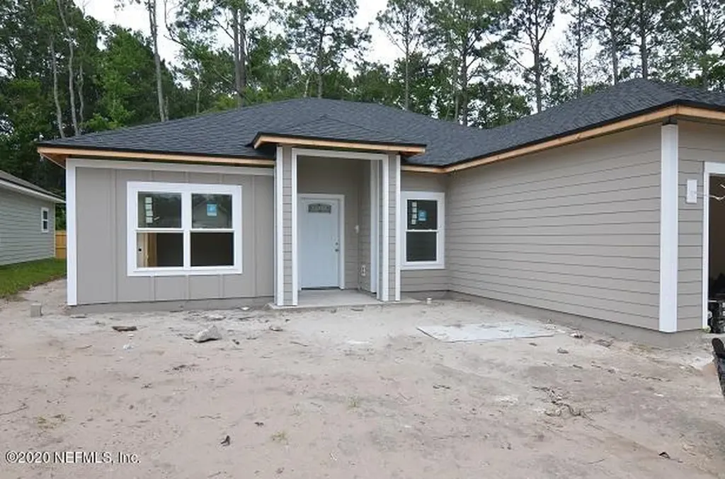 2733 Hanzas Court Jacksonville FL 32216