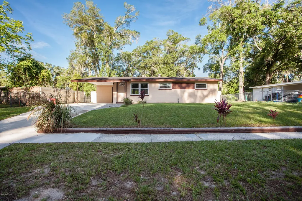 283 Hollis Drive E Orange Park FL 32073