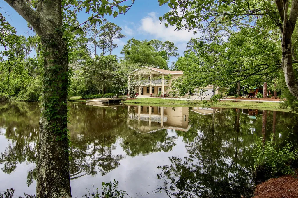 7521 Hilsdale Road Jacksonville FL 32216