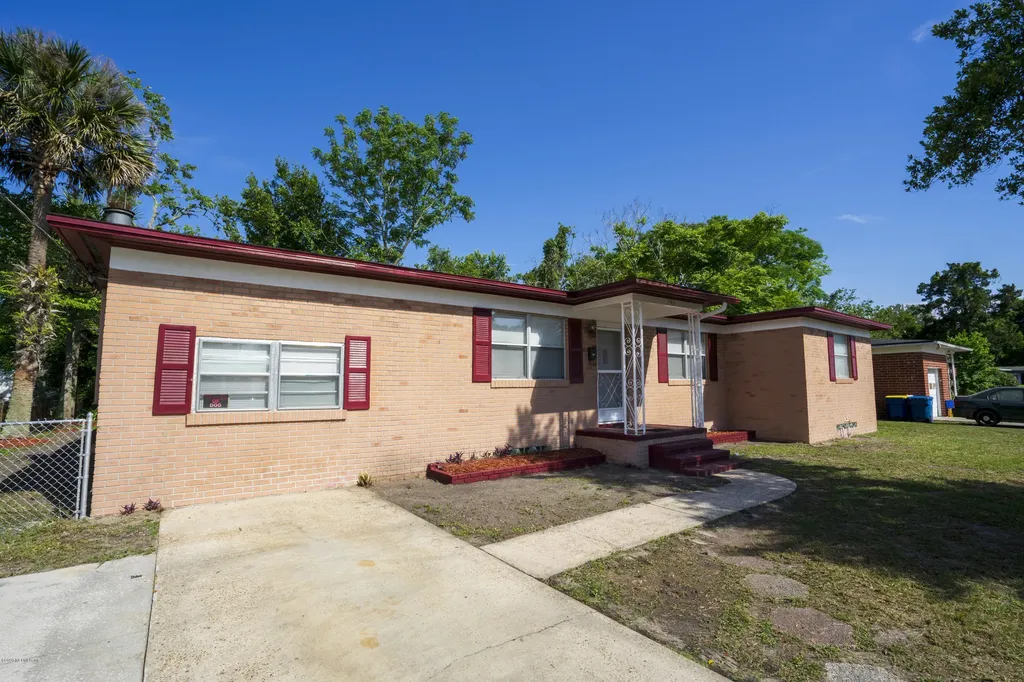 2911 Oakcove Lane Jacksonville FL 32277