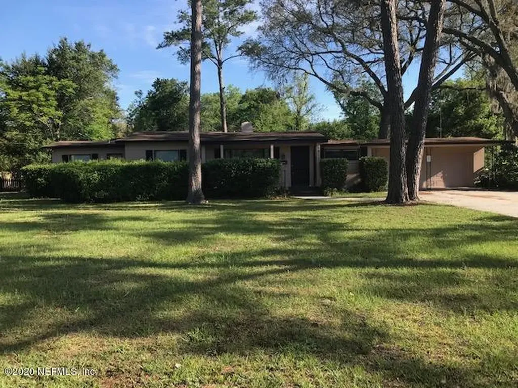 5911 110th Street Jacksonville FL 32244
