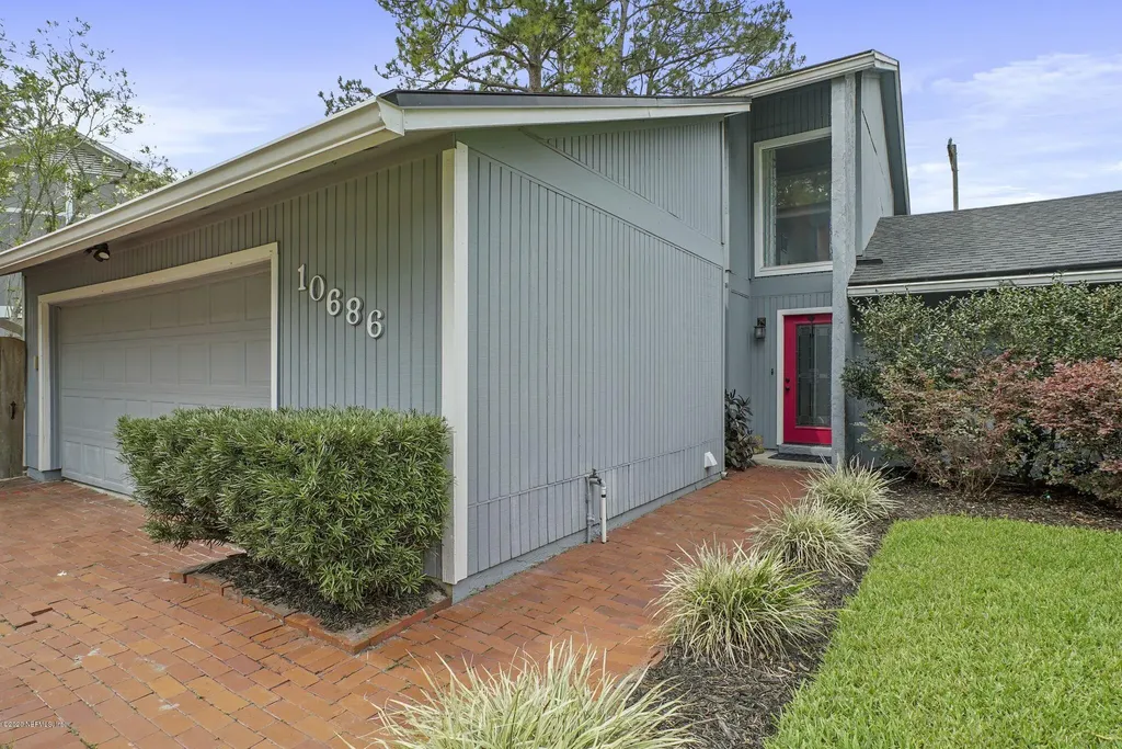 10686 La Mancha Avenue Jacksonville FL 32257