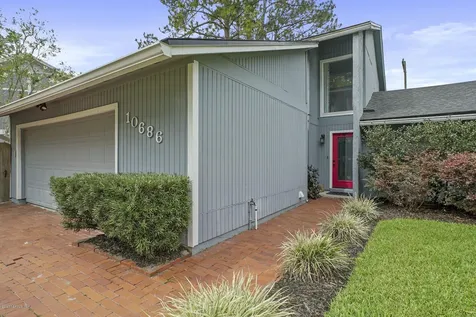 10686 La Mancha Avenue Jacksonville FL 32257