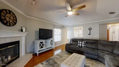 1585 Crabapple Cove Court N Jacksonville FL 32225