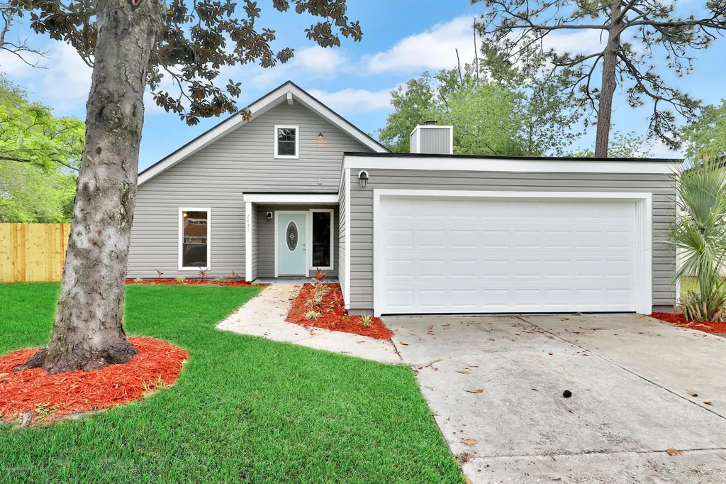 2437 Oakview Drive Jacksonville FL 32246