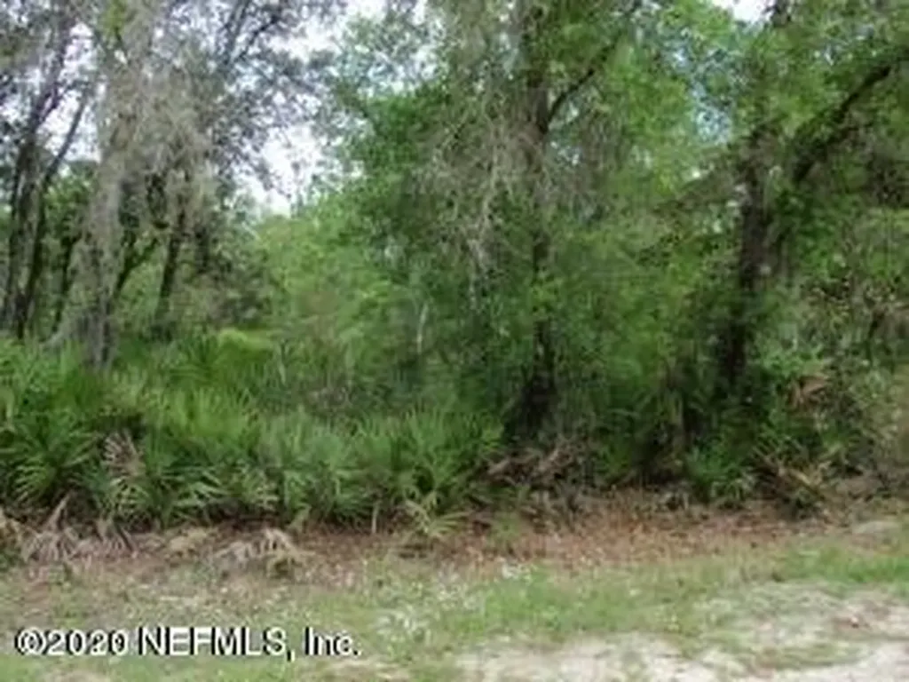 151 Santa Barbara Street East Palatka FL 32131