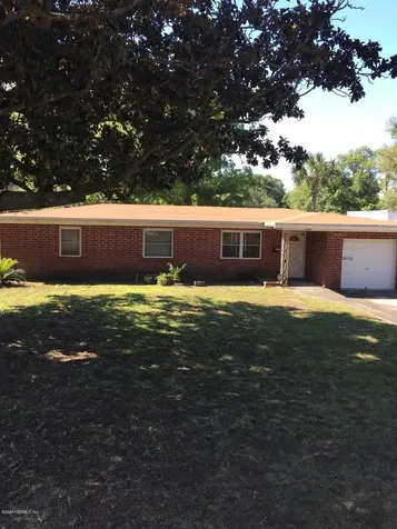 5736 Lake Lucina Drive S Jacksonville FL 32211