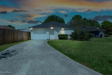 6705 Long Meadow Circle S Jacksonville FL 32244