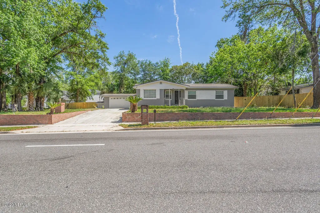 1308 Old Middleburg Road N Jacksonville FL 32210