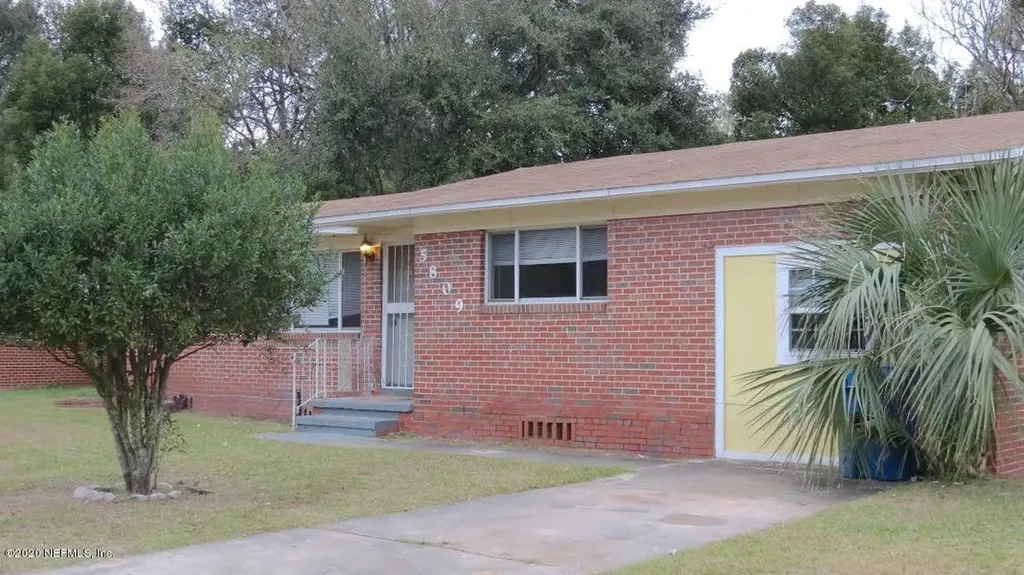 5809 Tusk Court Jacksonville FL 32209