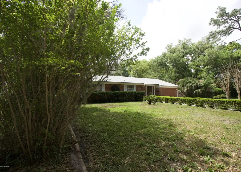 1710 Valencia Drive Jacksonville FL 32207