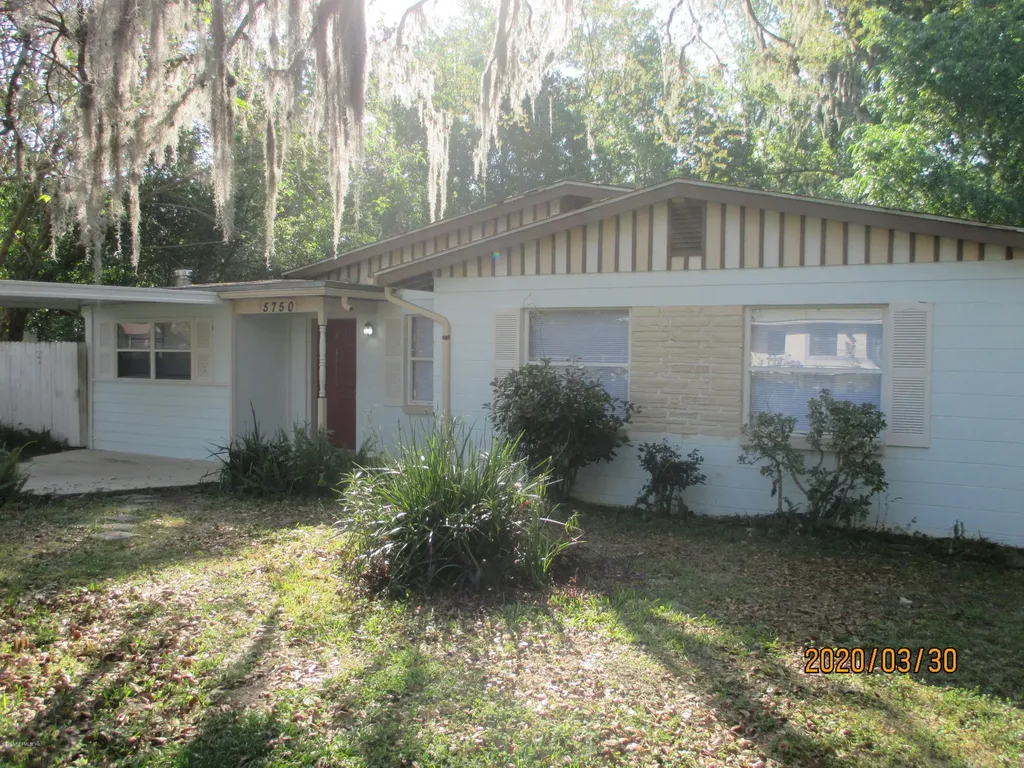 5750 Blackthorn Road Jacksonville FL 32244
