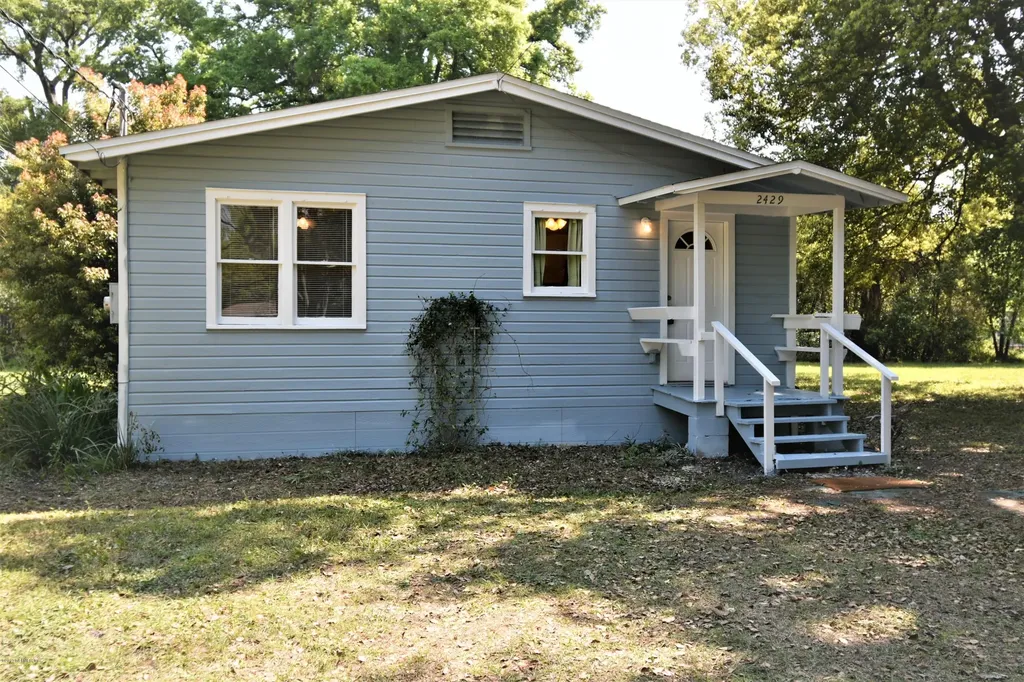 2429 Schumacher Avenue Jacksonville FL 32207