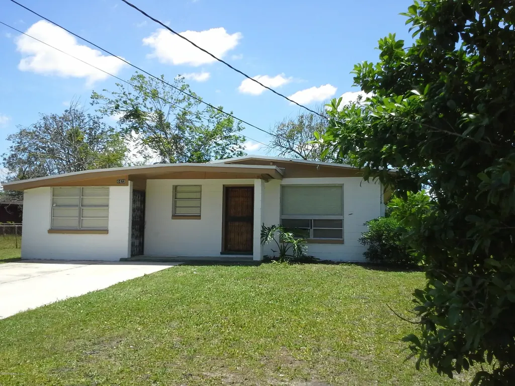 4423 Bessie Circle W Jacksonville FL 32209