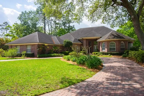 7852 Woodsdale Lane Jacksonville FL 32256