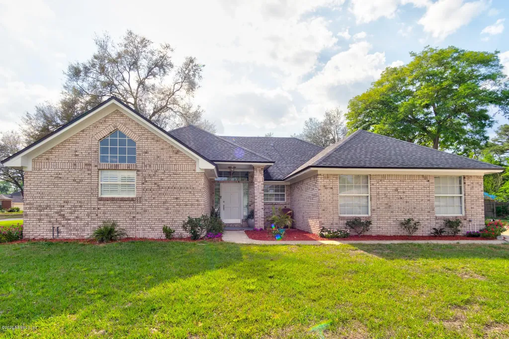 1628 Pickett Fence Court Jacksonville FL 32225