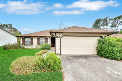 4132 Grenshaw Court Jacksonville FL 32257