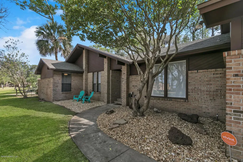 3907 Wayland Street Jacksonville FL 32277