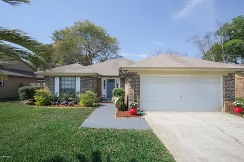 938 Misty Mountain Drive W Jacksonville FL 32225