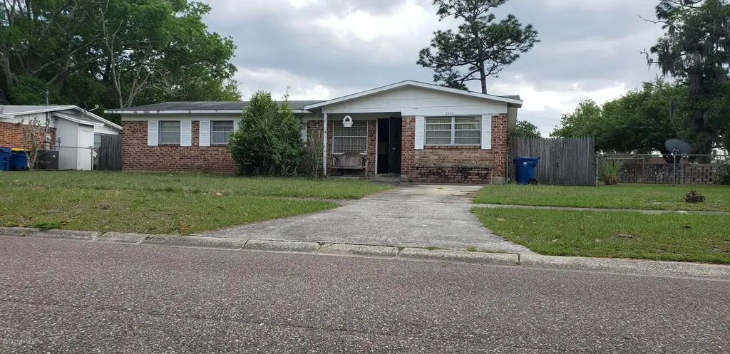 1040 Player Road Jacksonville FL 32218