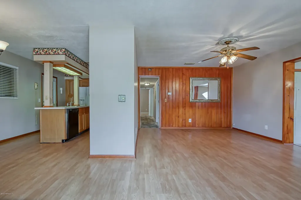 472 Sailfish Drive E Atlantic Beach FL 32233