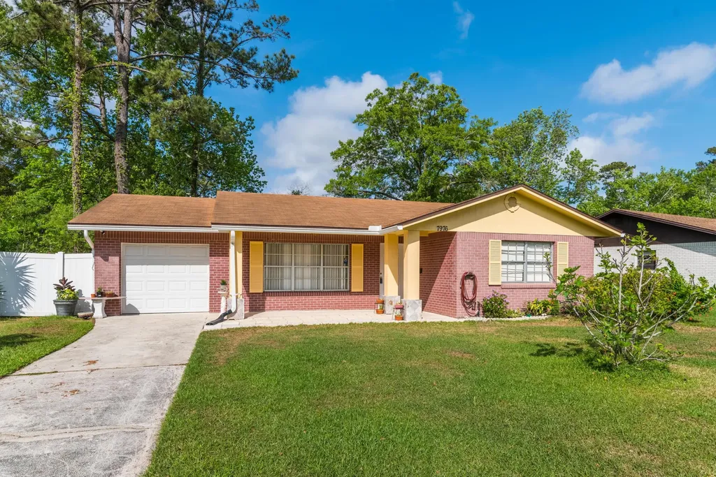 7976 Laffit Drive Jacksonville FL 32217