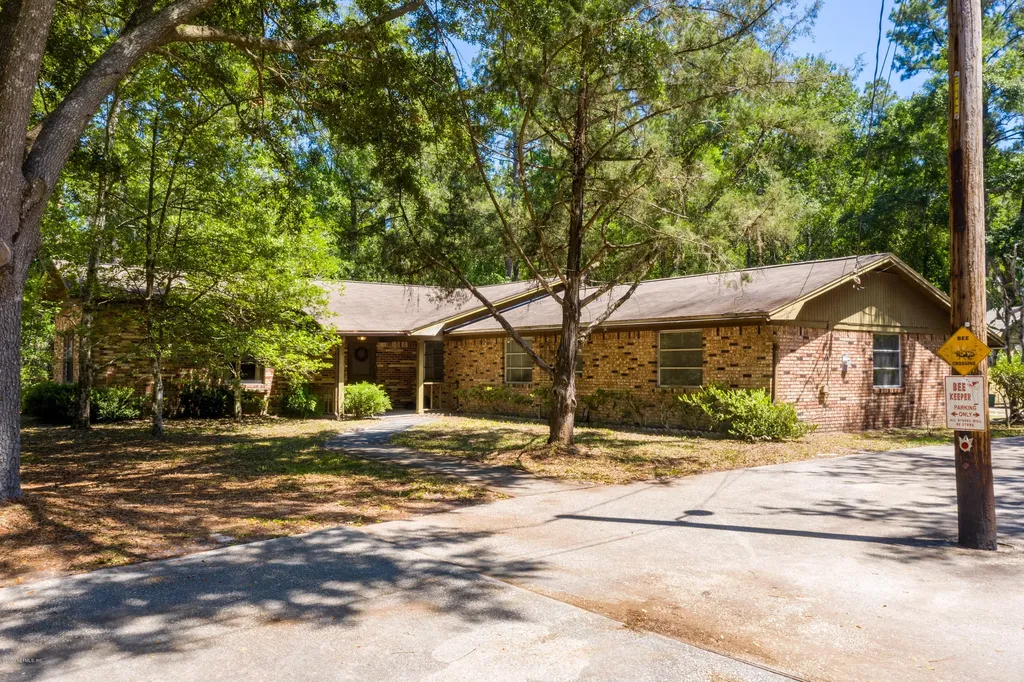 3718 Marbon Road Jacksonville FL 32223