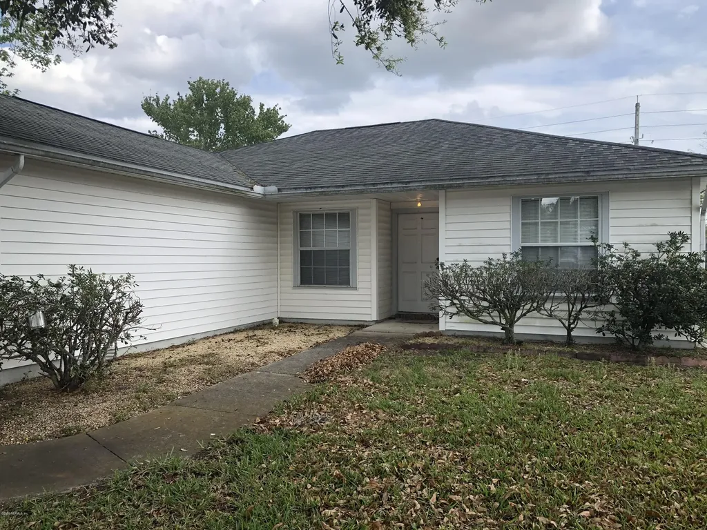 2451 Twin Springs Drive N Jacksonville FL 32246