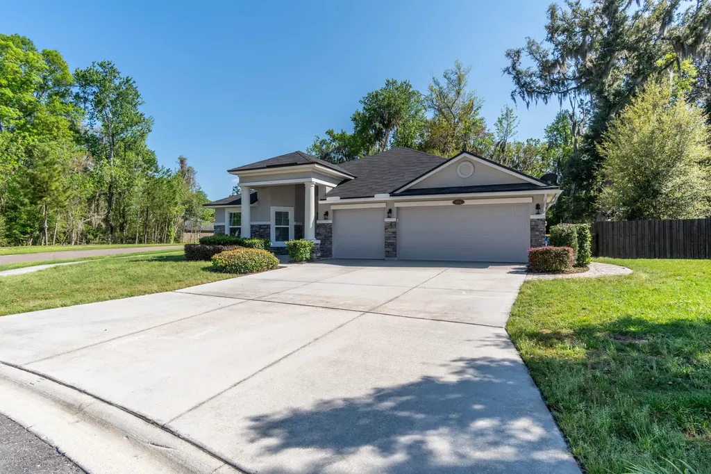 1014 Little Brook Court Jacksonville FL 32218
