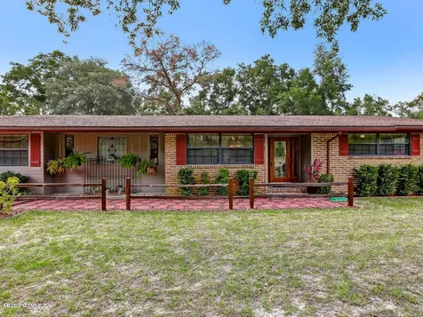 1327 Lake Asbury Drive Green Cove Springs FL 32043