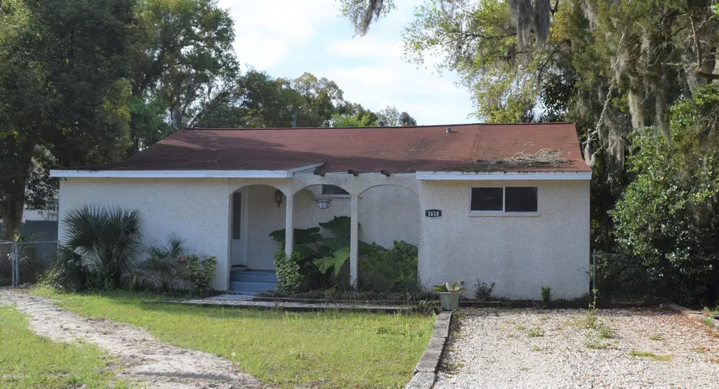 1618 Inwood Terrace Jacksonville FL 32207