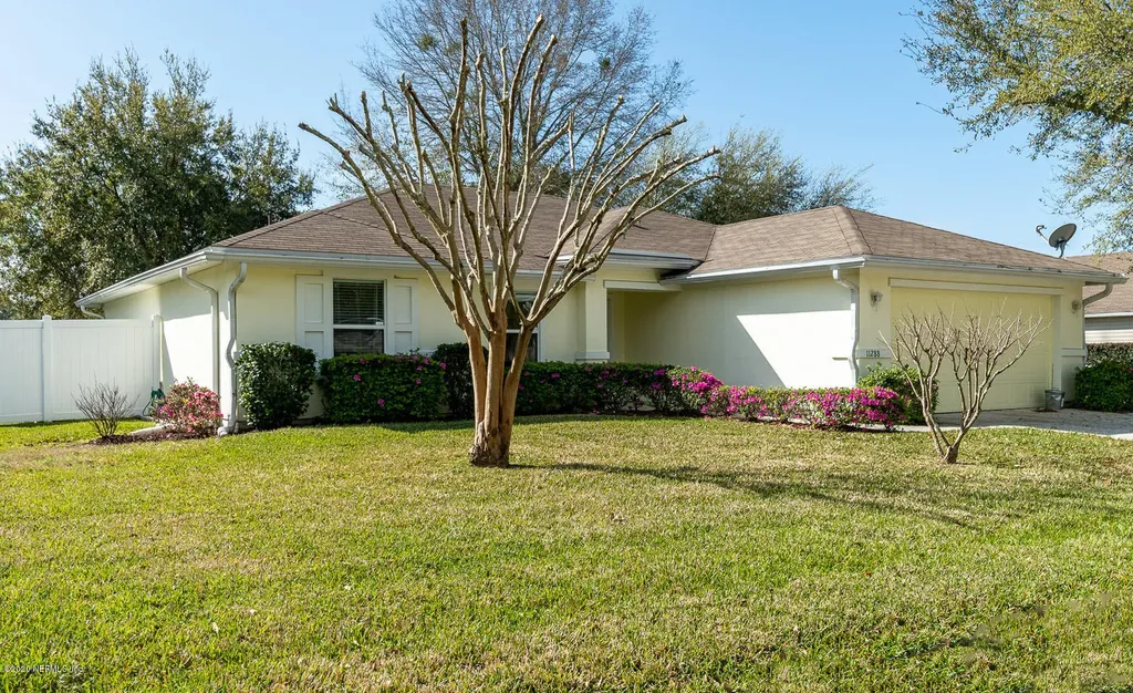 11288 Martin Lakes Drive N Jacksonville FL 32220