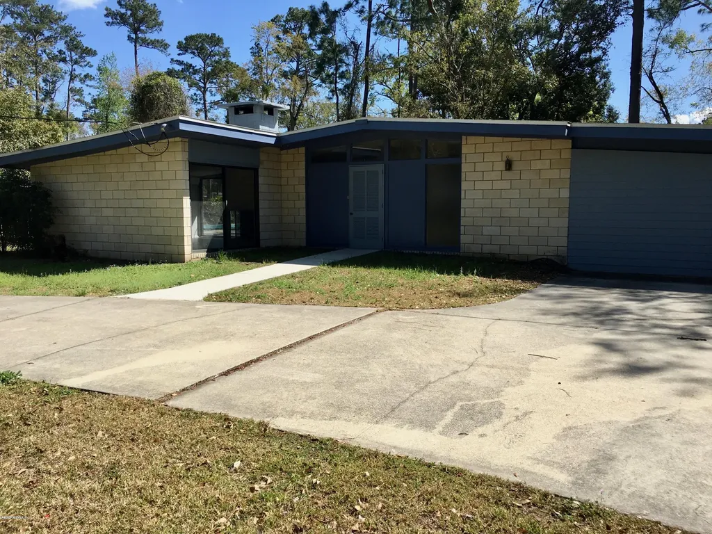 2770 Scott Circle Jacksonville FL 32223