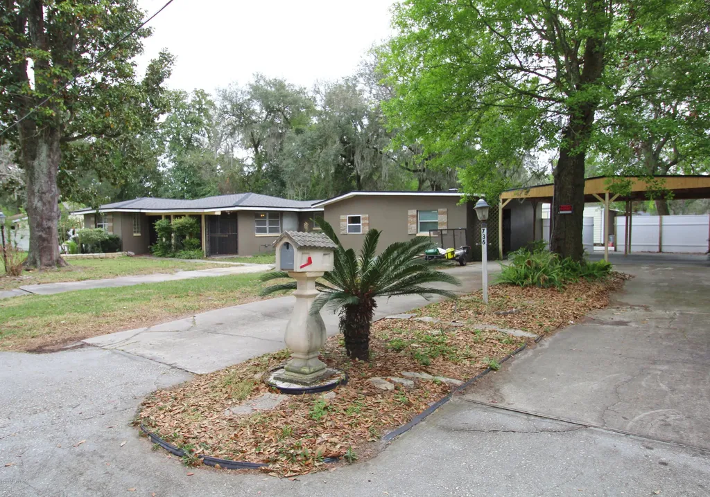 736 Moore Avenue Jacksonville FL 32208