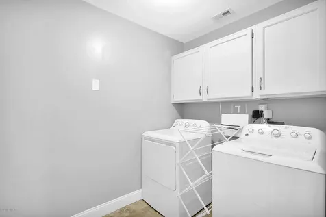 1592 Country Charm Lane W Jacksonville FL 32225