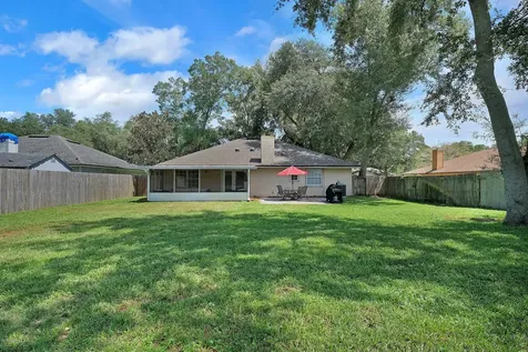 1592 Country Charm Lane W Jacksonville FL 32225