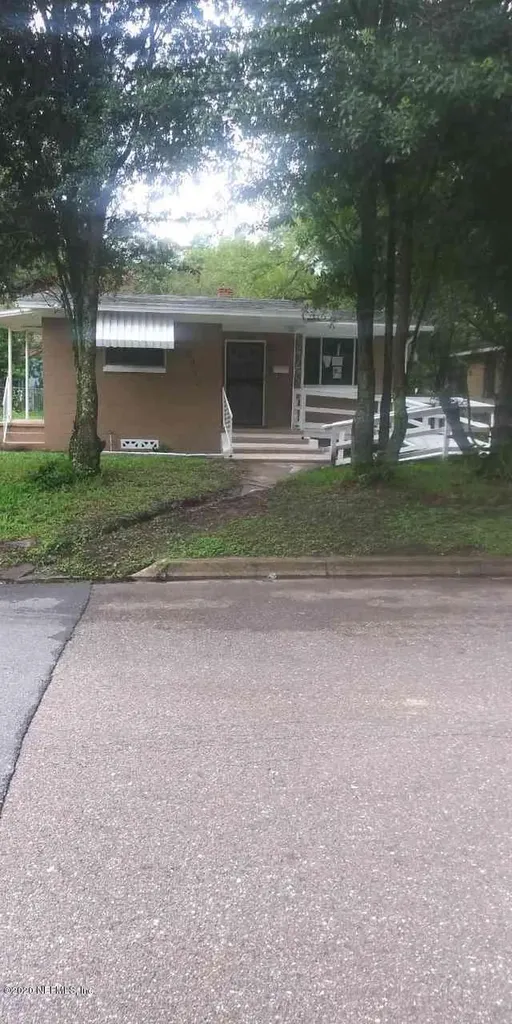 1484 W 24th Street Jacksonville FL 32209