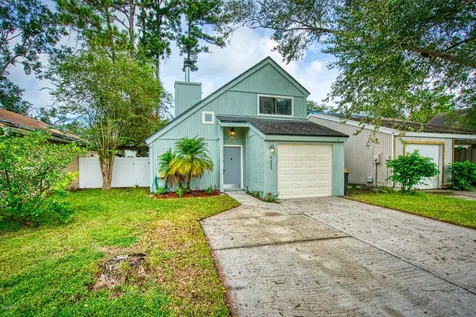 6653 Periwinkle Drive Jacksonville FL 32244