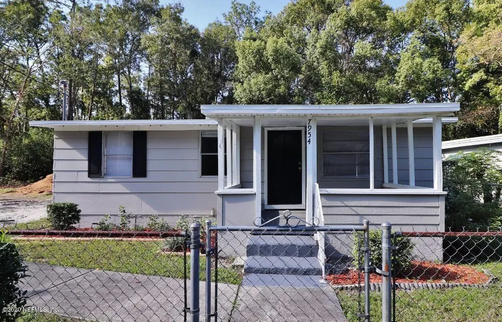 7954 Pipit Avenue Jacksonville FL 32219