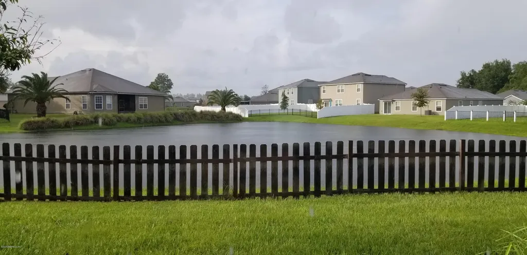 3588 Summit Oaks Drive Green Cove Springs FL 32043