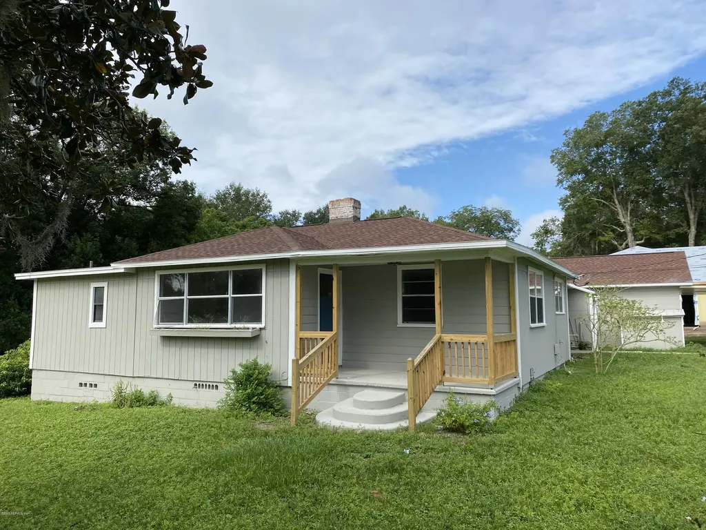 2104 Hilltop Boulevard Jacksonville FL 32246