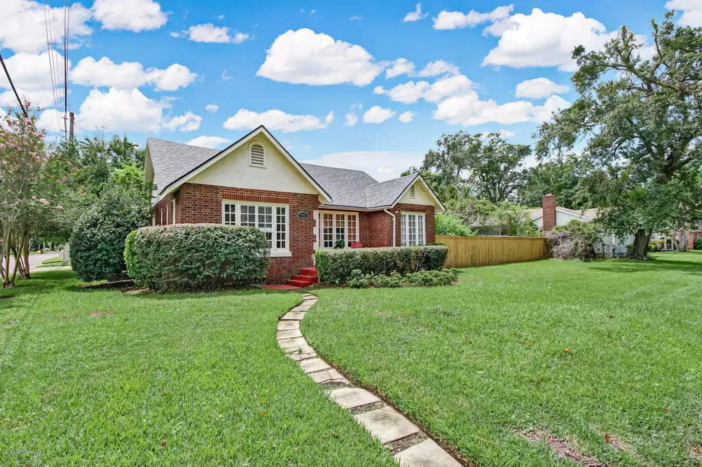 4702 Ramona Boulevard Jacksonville FL 32205