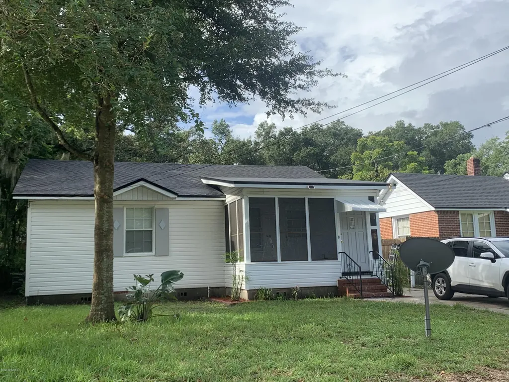 564 E 58th Street Jacksonville FL 32208