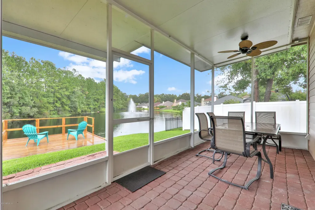 5339 Chestnut Lake Drive Jacksonville FL 32258