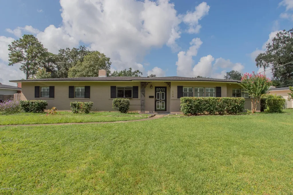 4700 Water Oak Lane Jacksonville FL 32210