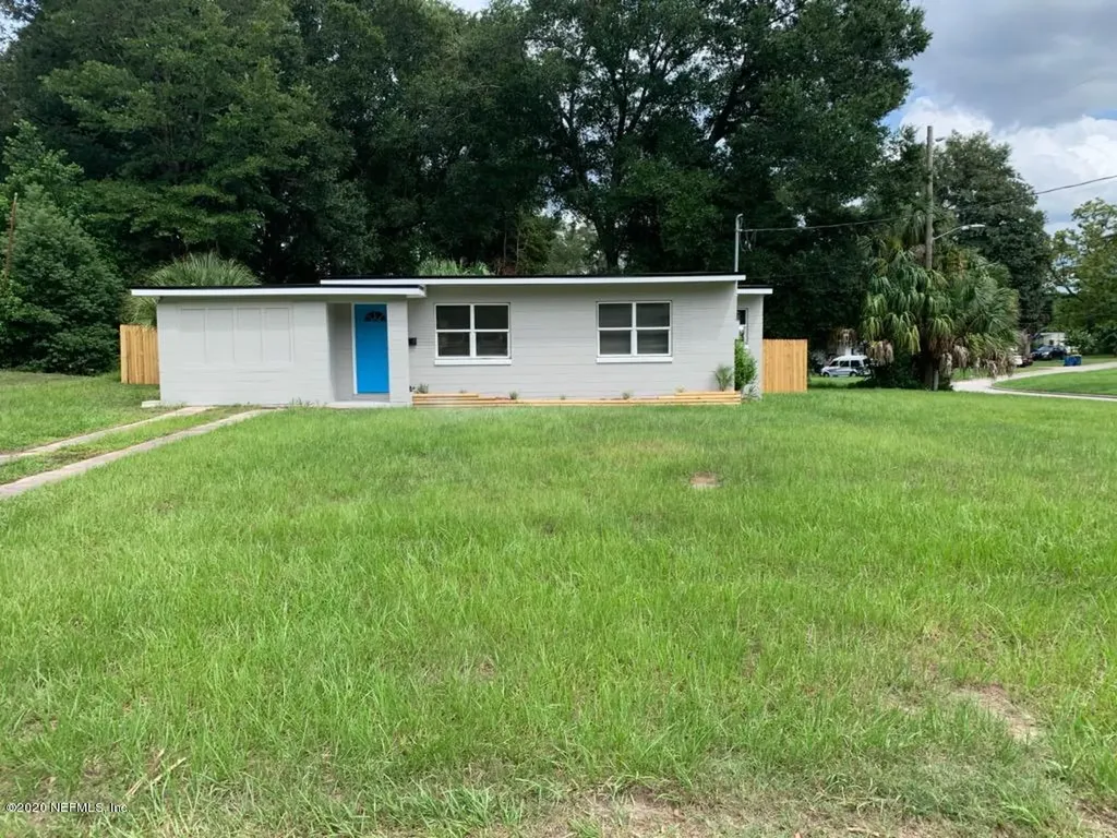 1503 King Arthur Road Jacksonville FL 32211