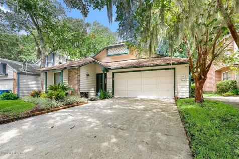 5439 Marsh Creek Drive N Jacksonville FL 32277