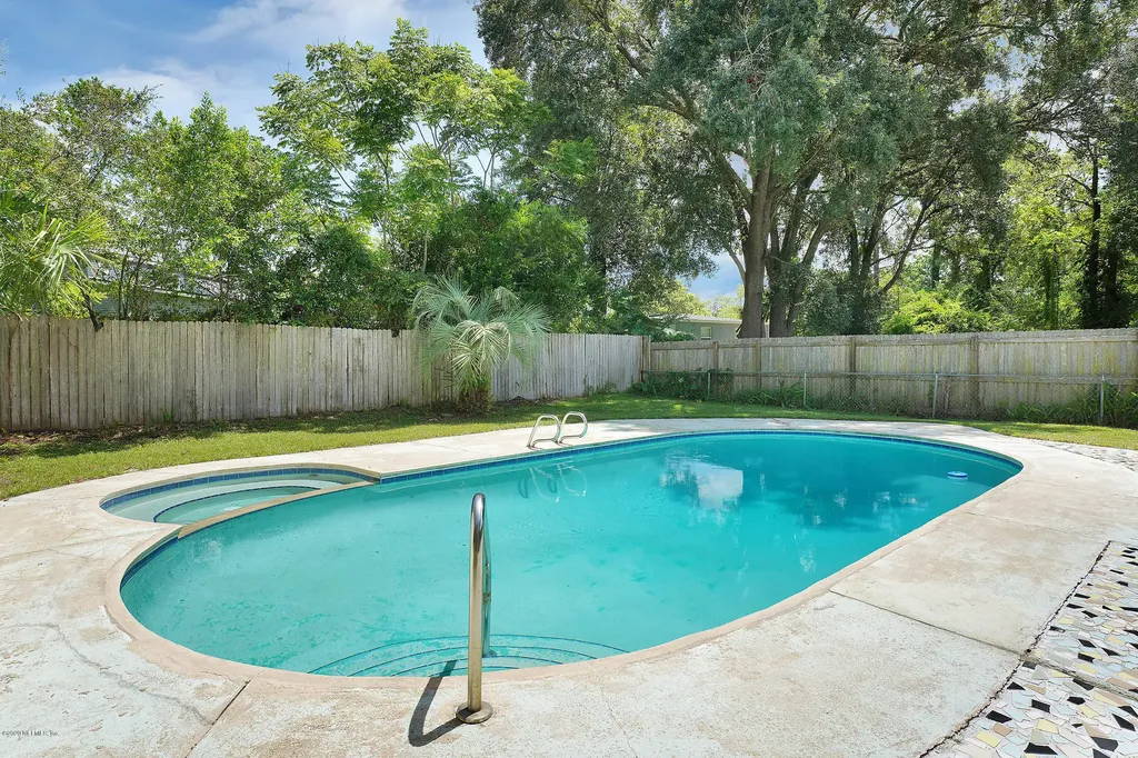 3717 Barmer Drive Jacksonville FL 32210